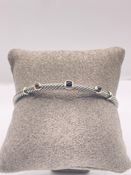 David Yurman Jewelry - David Yurman 3mm Renaissance Bracelet with Gold, Black Onyx, and Garnet